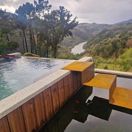 Javardo - Family House - Douro Penha Longa