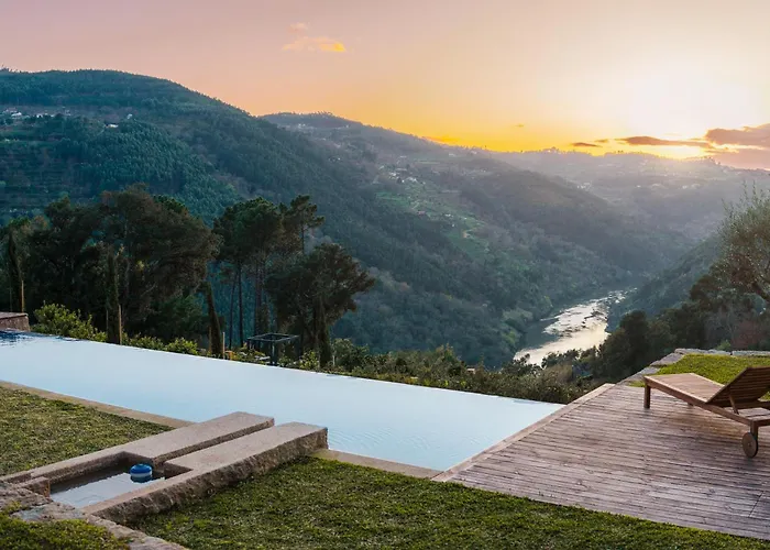 Javardo - Family House - Douro 度假居