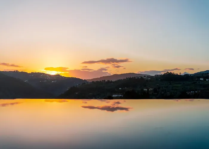 Javardo - Family House - Douro 度假居 Penha Longa